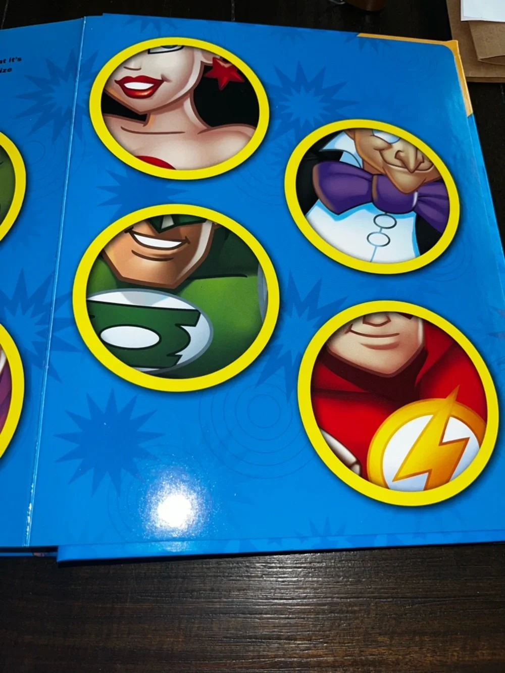 DC • Super Friends Stuck On Stories W/Suction Cup Characters a Story Book: NEW!